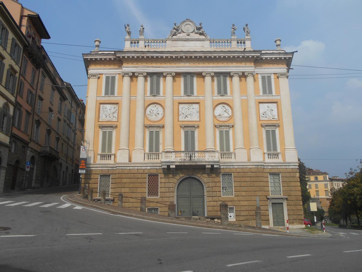 La Maison Des Artistes Bérgamo Exterior foto